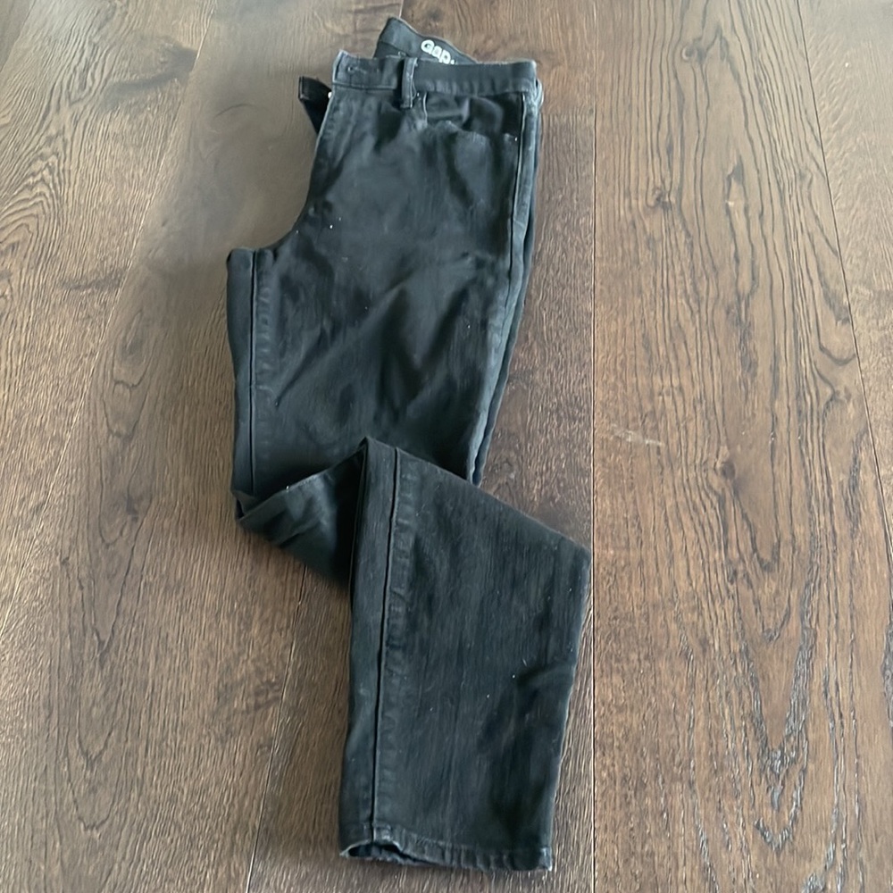 Gap true skinny black jeans- with stretch